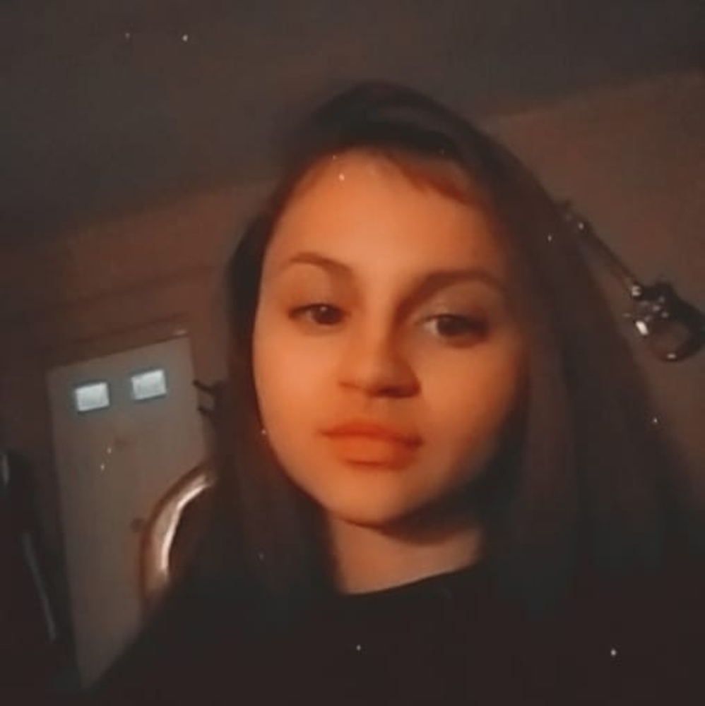 Meet your Posher, Lorena